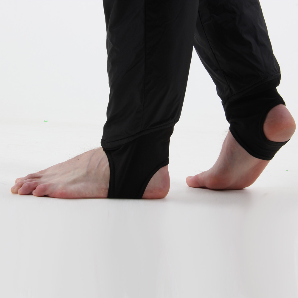Comfortable and flexible foot stirrups built into the undersuit