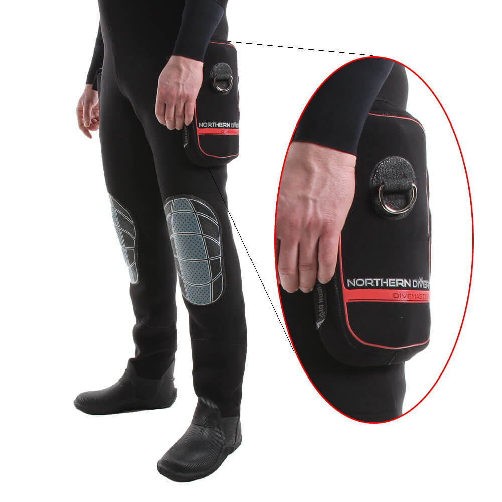 Zipped transporter pocket (left leg)